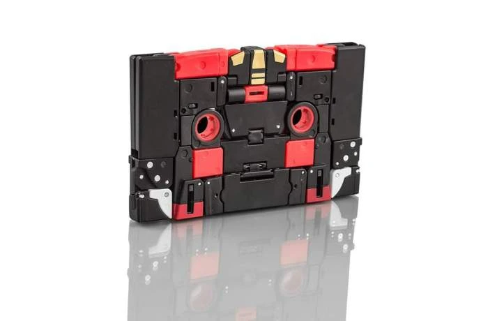 Mastermind Creations RMX-07 Riot Rumble - Image 8