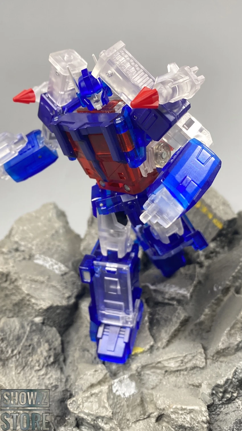 Magic Square MS-B04T Transporter Ultra Magnus Clear Version - Image 7