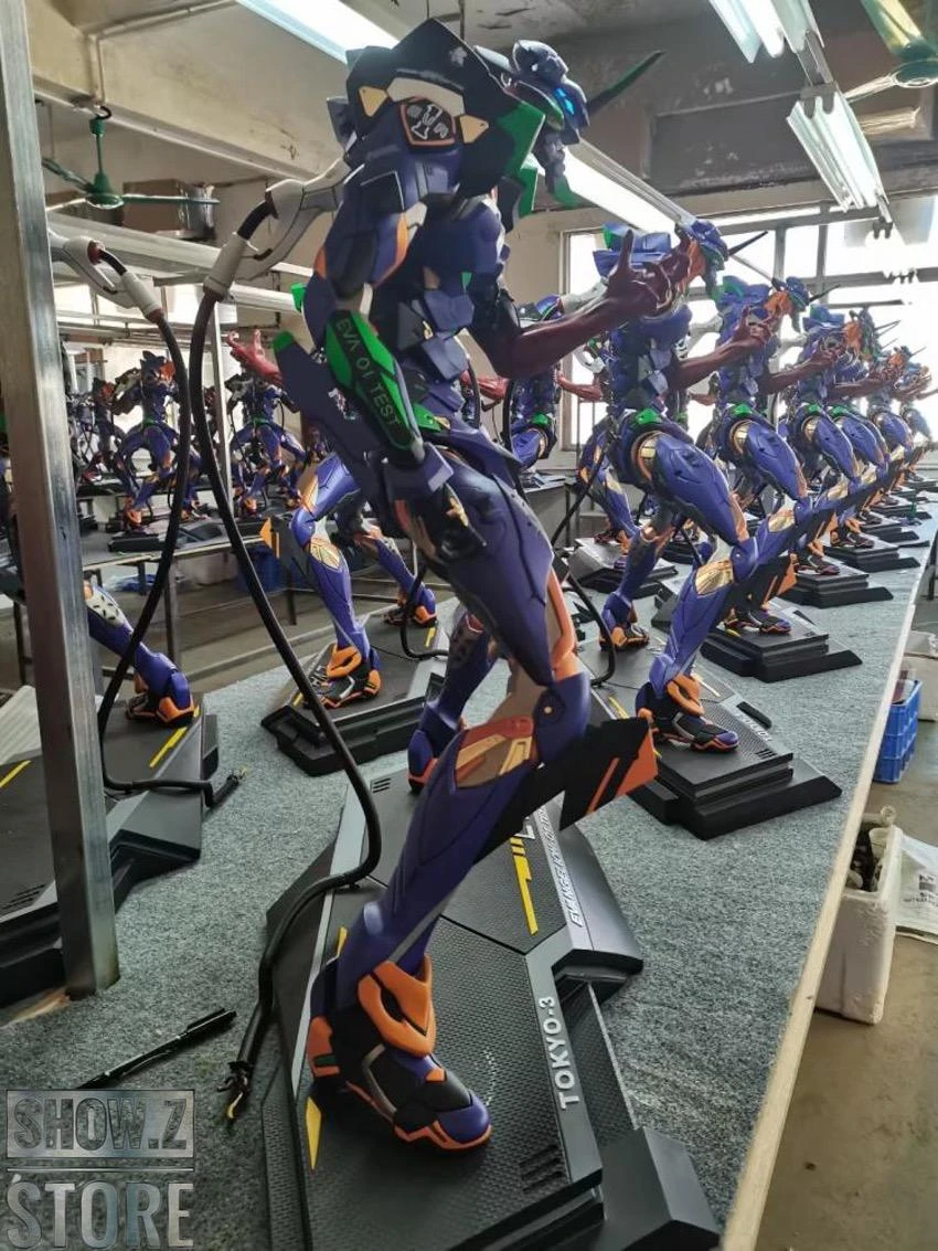 HEAT Studio Custom Made Evangelion Unit 01 Statue - Image 11