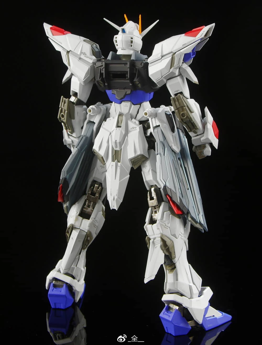 Wuming WMNL NoName 1/100 MG ZGMF-X10A ZGMFX10A Freedom Gundam Version 2.0 - Image 3