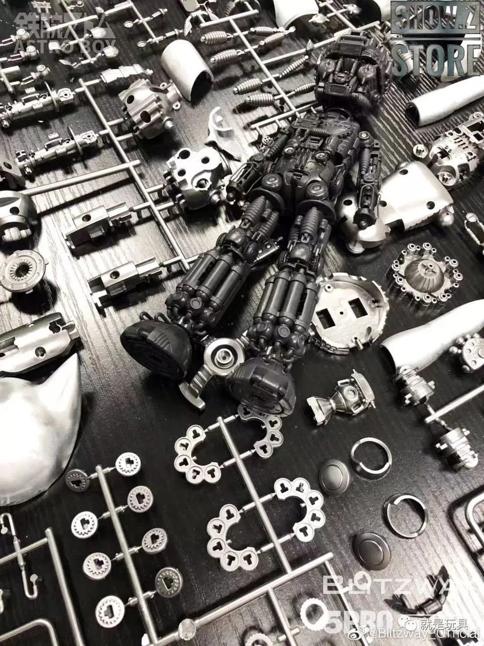 Blitzway BW-NS 50101 Astro Boy Anime Statue Deluxe Version - Image 2