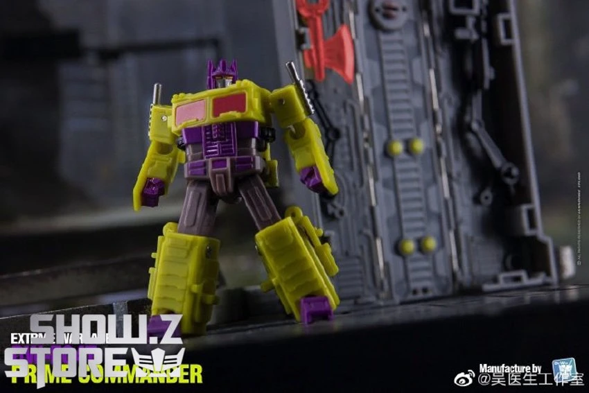 Dr.Wu DW-E04T Prime Commander Optimus Prime Toxitron Version W/ Trailer - Image 7
